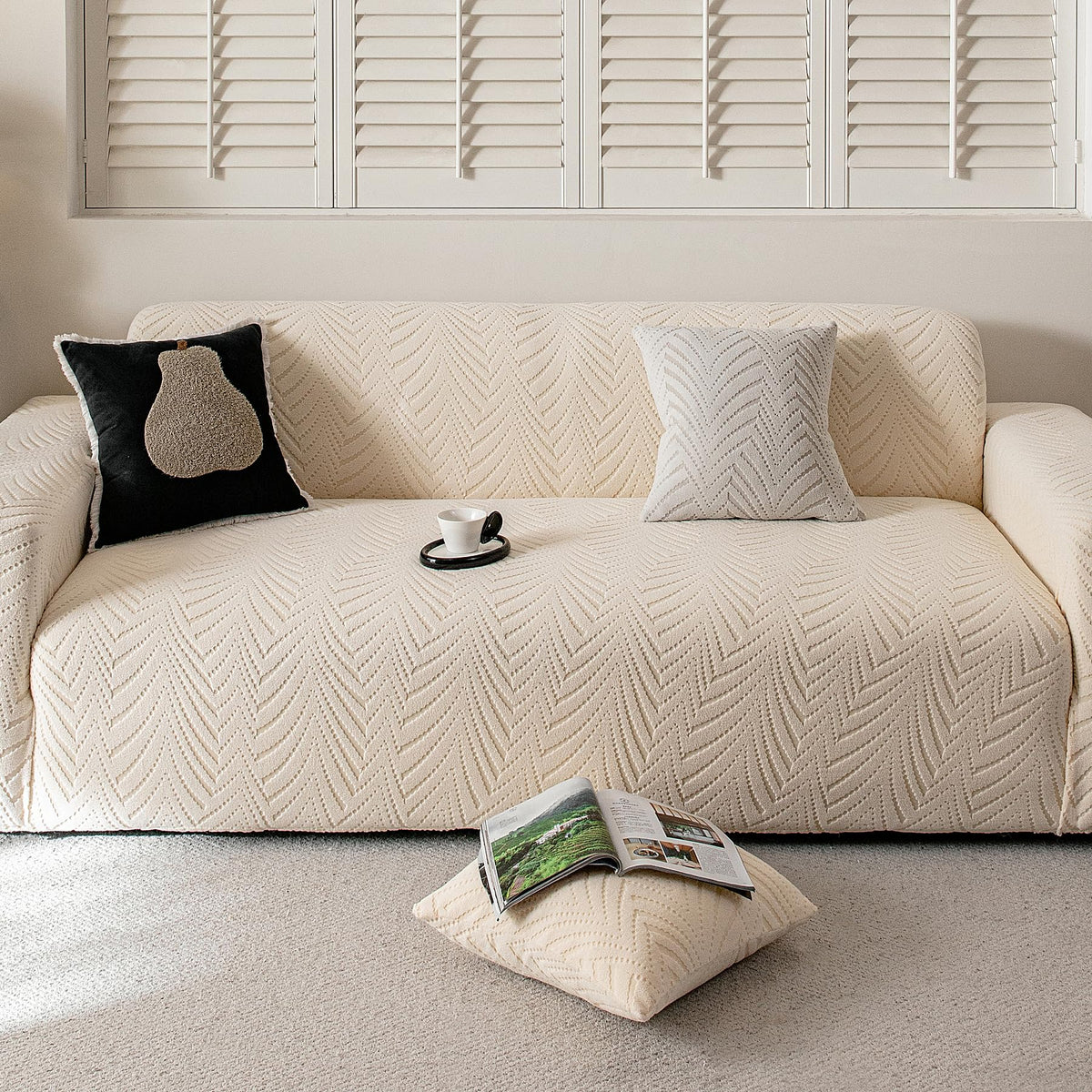 Stretch Sofa Cover for 2-3 Cushion Couch, Washable Couch Cover for Sofa & Loveseat, Non-Slip Sofa Slipcover for Furniture Protection, Soft Couch Covers for Sofa, Pet Friendly